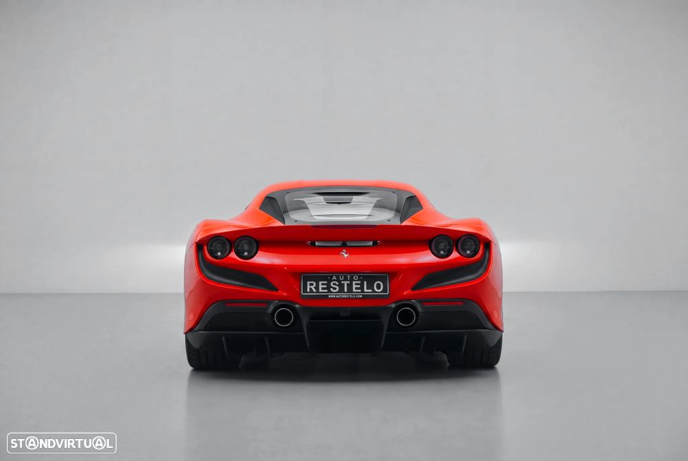 Ferrari F8 Tributo 3.9 Twin-Turbo V8 - 5