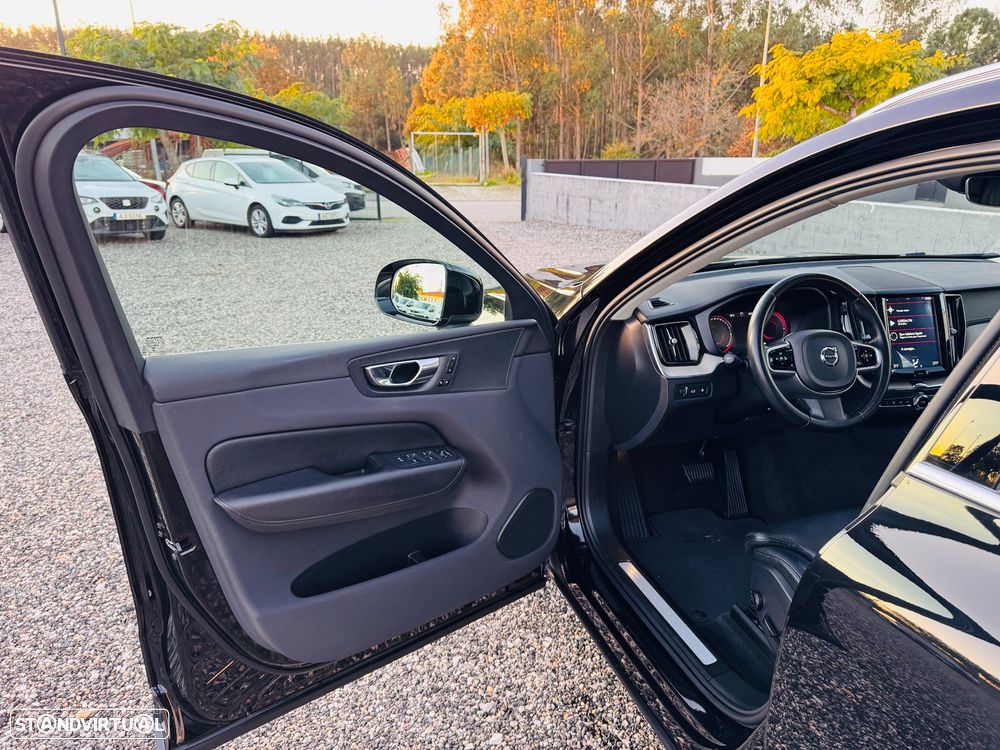 Volvo XC 60 2.0 T8 PHEV Inscription AWD - 12