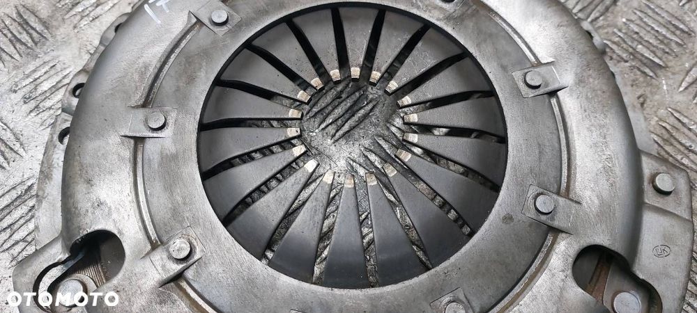 SPRZĘGŁO TARCZA + DOCISK + ŁOŻYSKO FIAT MAREA 1.8 16V 182A2000 LUK - 8