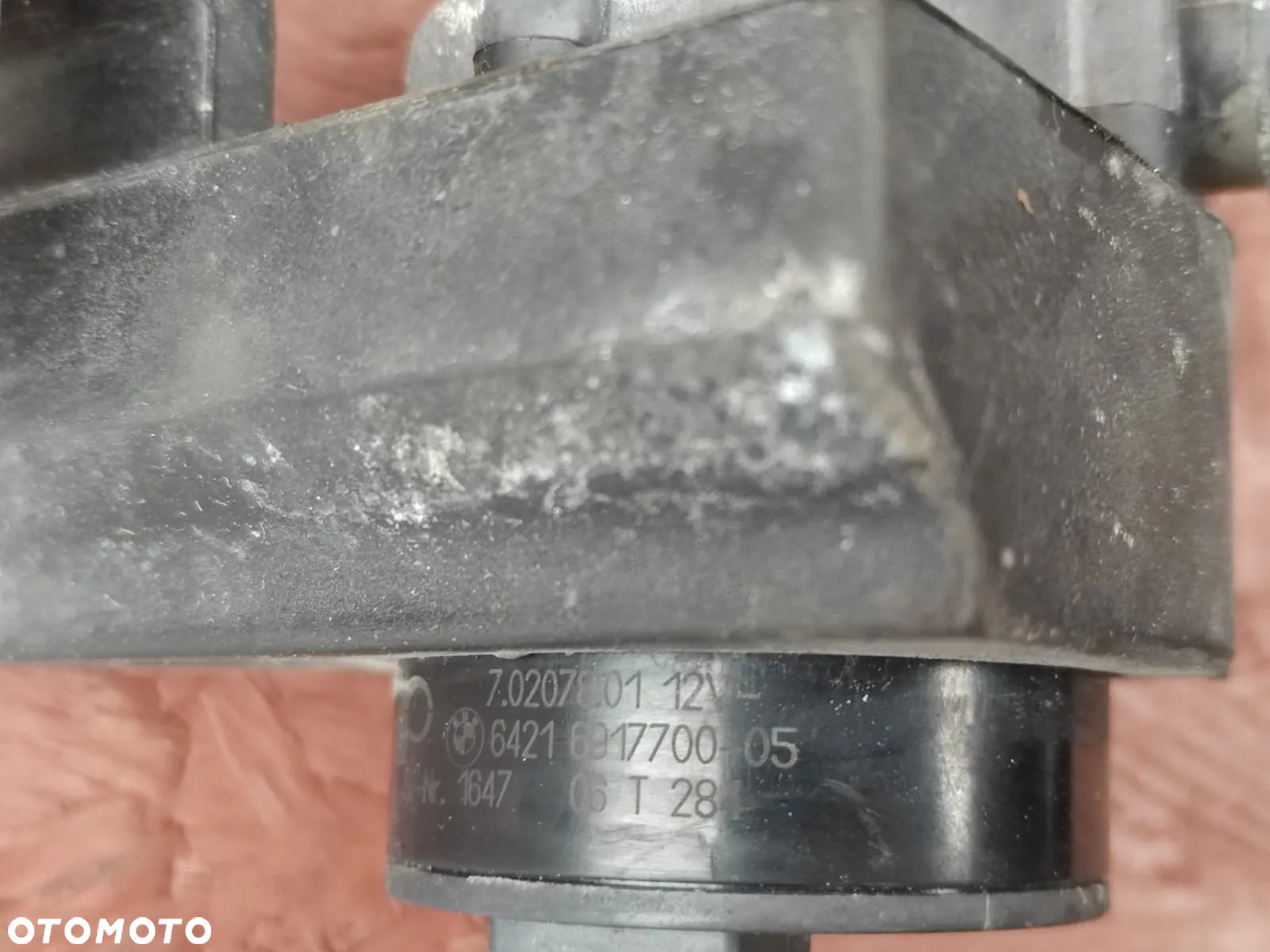BMW E60 / E60 LCI / E61 / E61 LCI / E63 LCI / E64 LCI. ORYGINALNA DODATKOWA POMPA WODY / POMPA NAGRZEWNICY EUROPA. O NR: 6 917 700 OEM. SPRAWNA W 100%. - 7