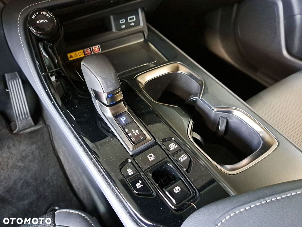 Lexus NX - 27