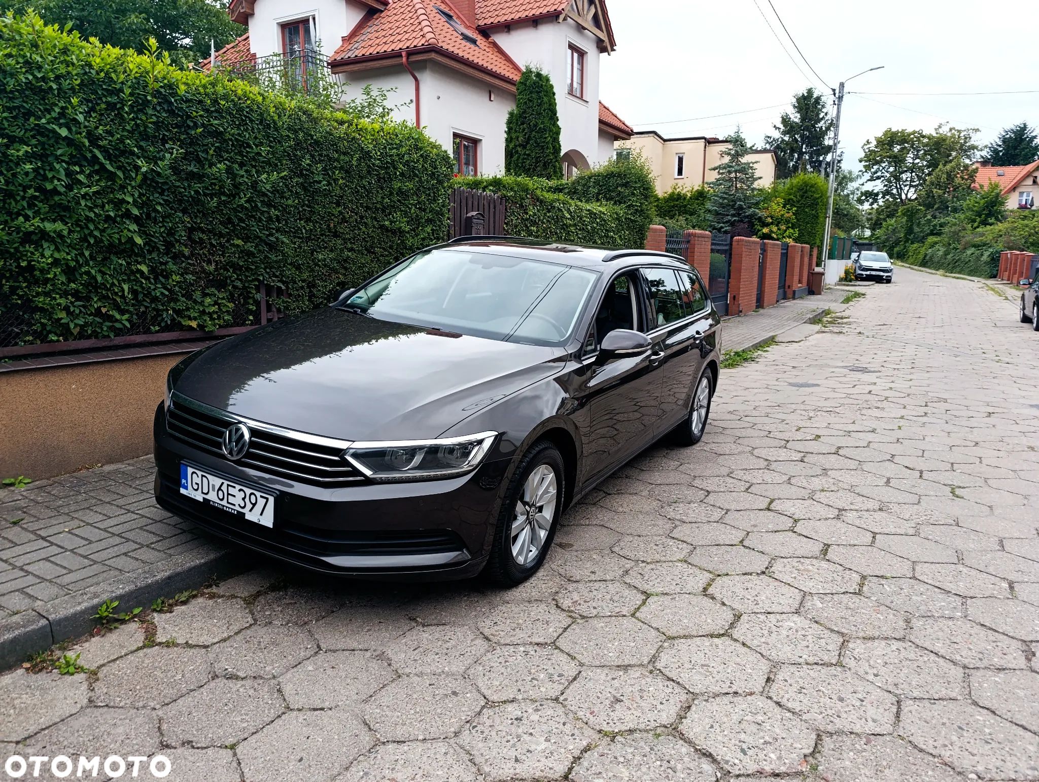 Volkswagen Passat 1.6 TDI BMT Trendline - 1