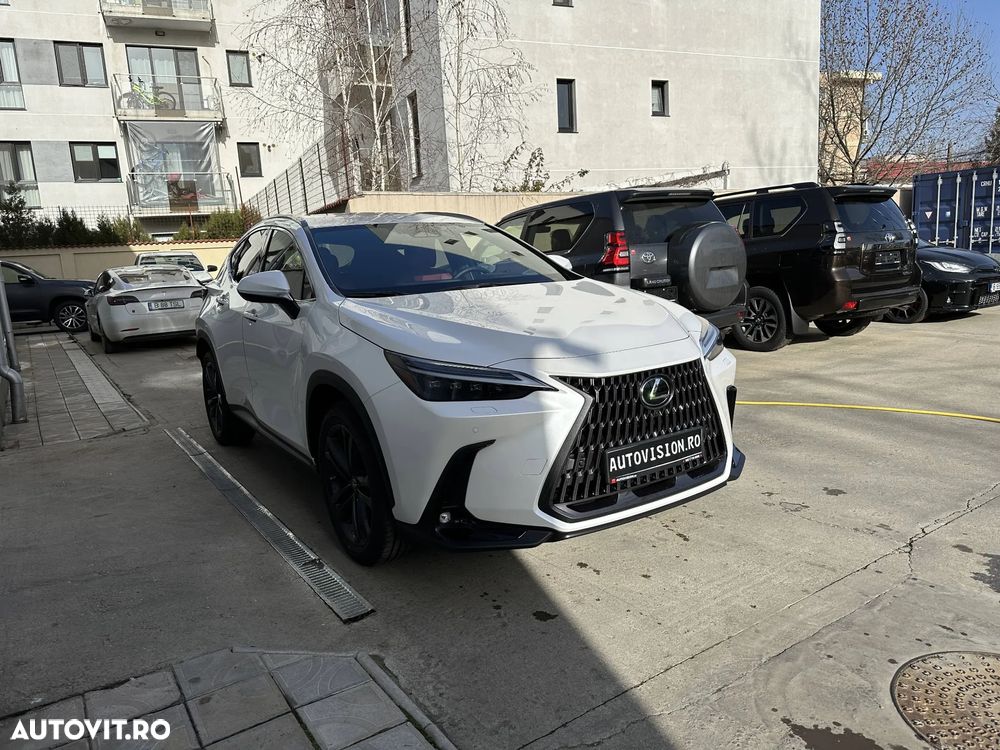 Lexus Seria NX - 4