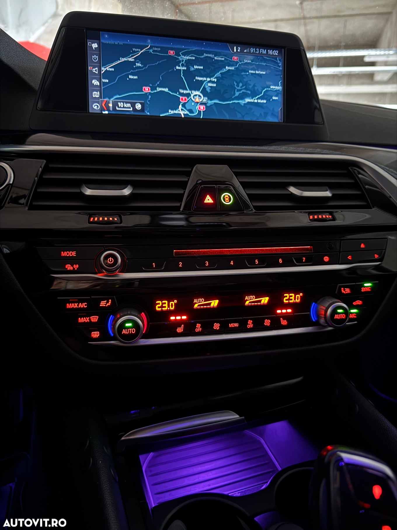BMW Seria 5 525d Touring Aut. Sport Line - 4