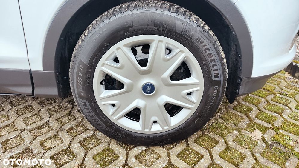 Ford Kuga 2.0 TDCi 2x4 Trend - 38