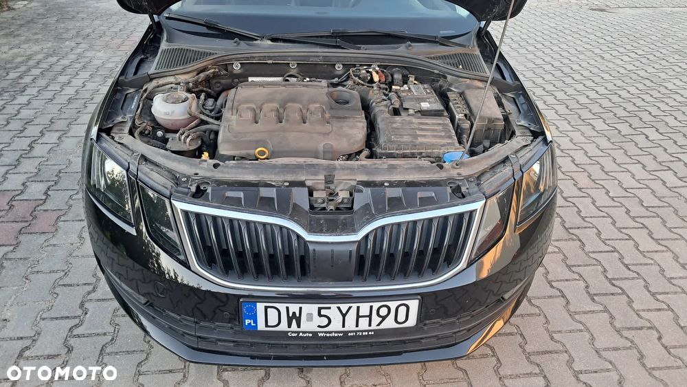 Skoda Octavia 1.6 TDI SCR Ambition - 5