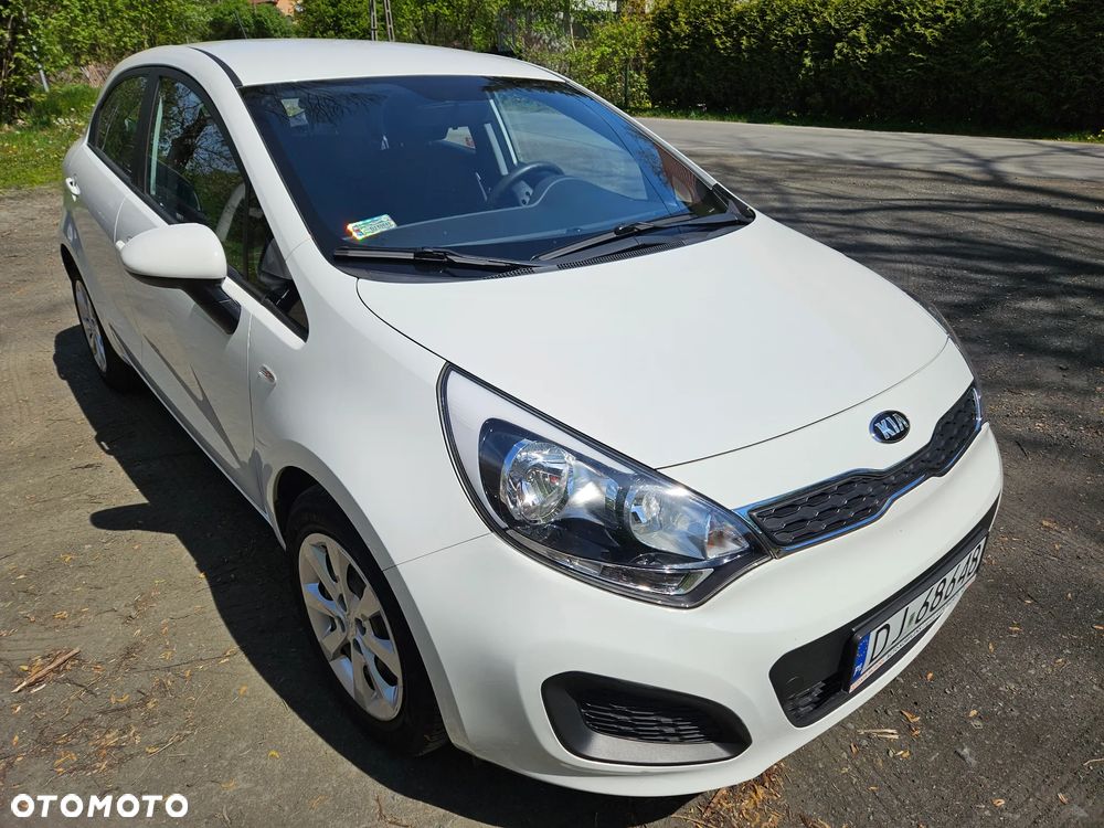 Kia Rio 1.2 M - 8