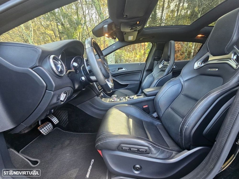 Mercedes-Benz GLA 45 AMG 4-Matic - 11