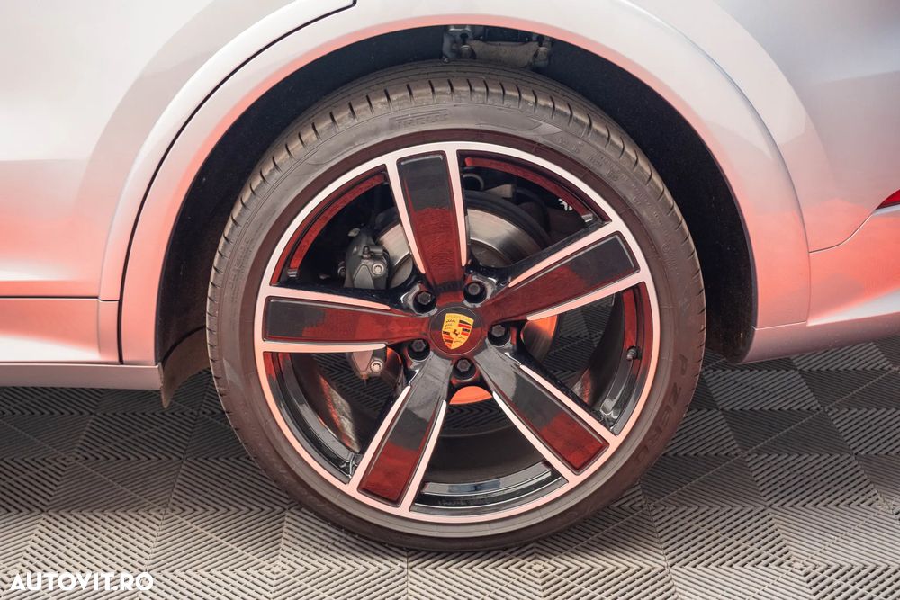 Porsche Cayenne Coupe S - 11