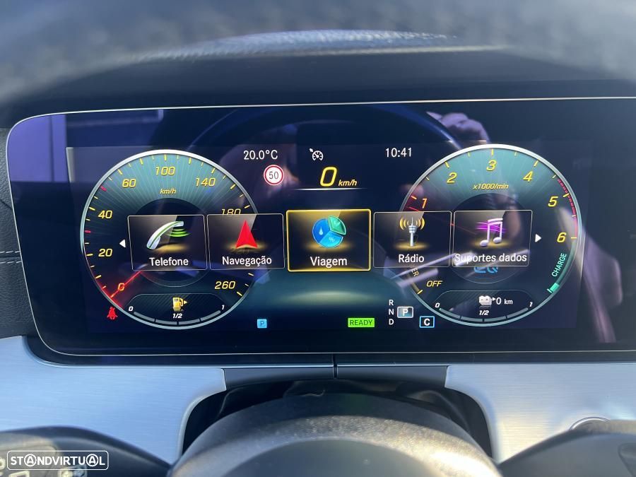 Mercedes-Benz E 300 de AMG Line - 38