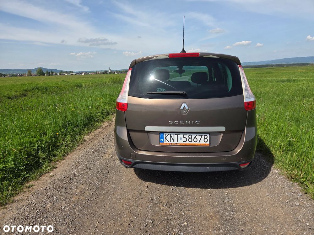 Renault Scenic 1.9 dCi Emotion - 15