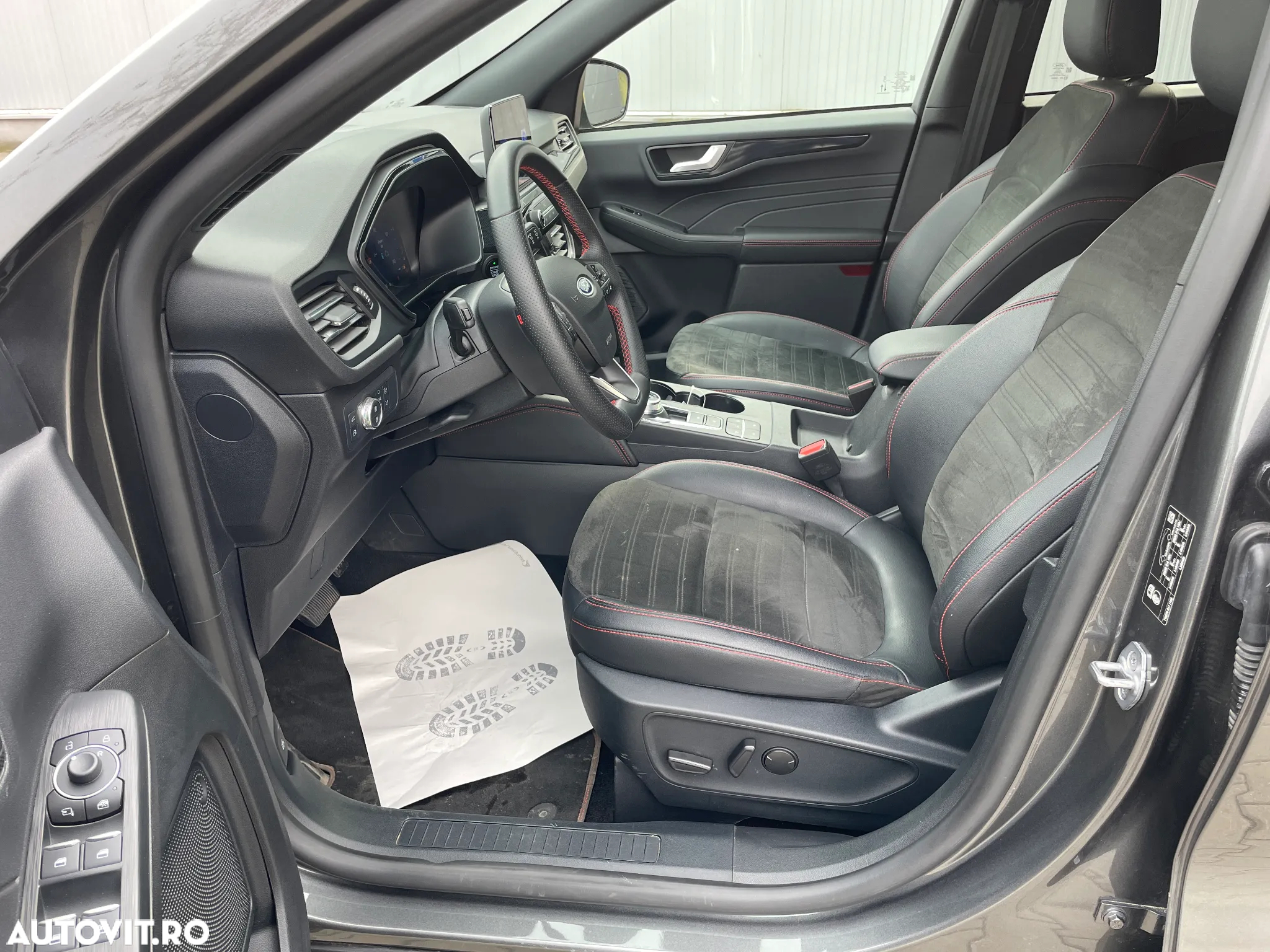 Ford Kuga 2.5 Duratec PHEV ST Line X - 9