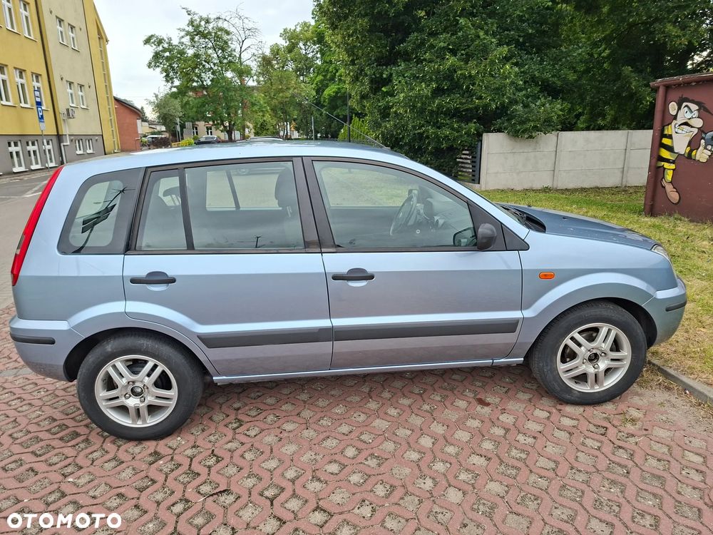 Ford Fusion 1.6 Elegance - 13