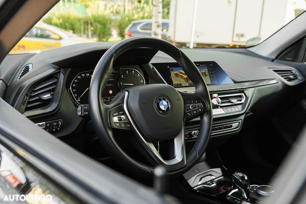 BMW Seria 2 218i Aut. Luxury Line - 8