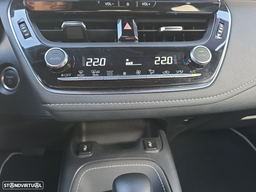 Toyota Corolla Touring Sports 1.8 Hybrid Comfort Plus - 27