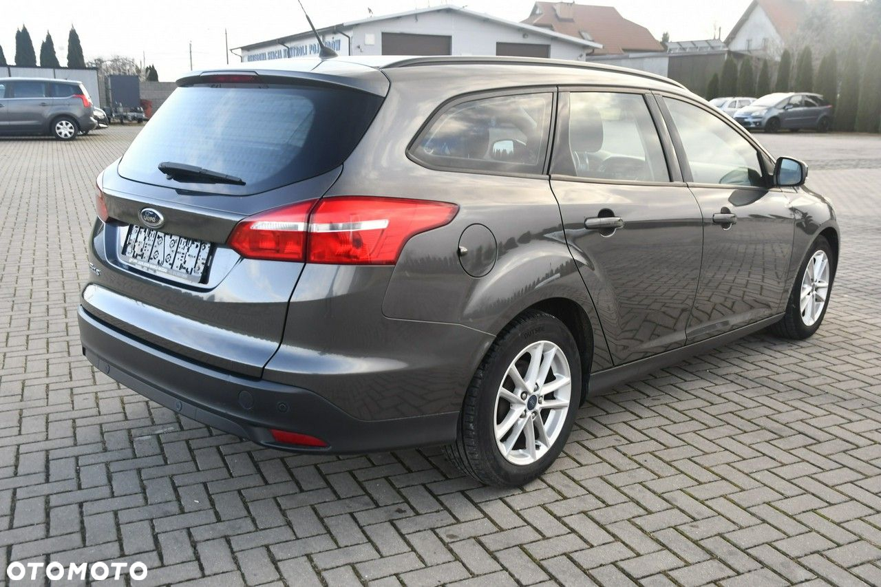 Ford Focus - 11