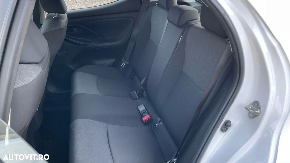 Toyota Yaris 1.5 VVT-i HSD Eco - 13