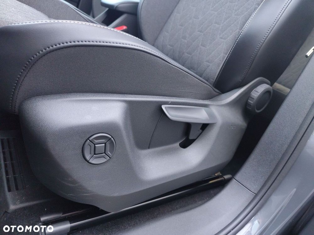 Volkswagen Tayron 1.5 eTSI mHEV Life DSG - 12