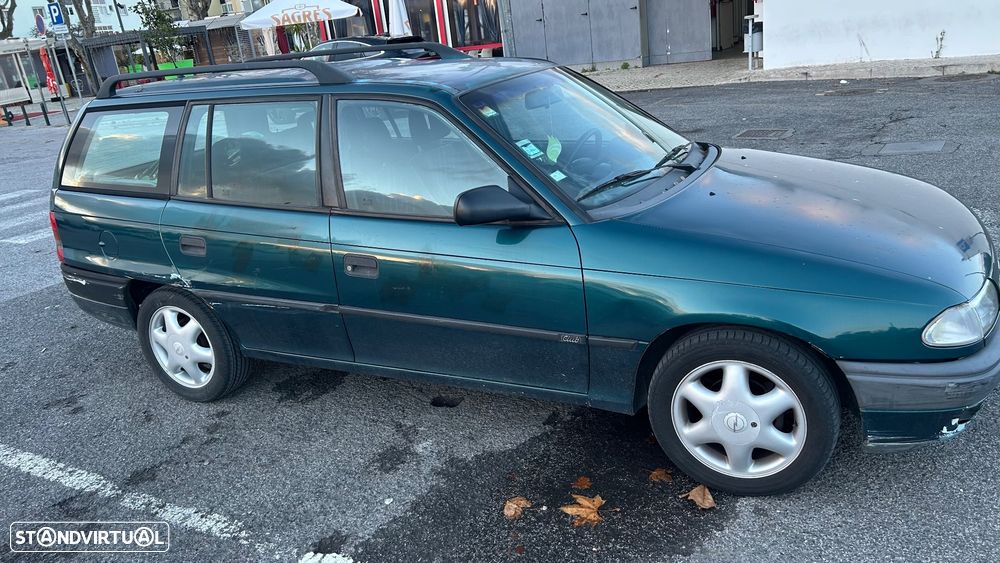 Opel Astra Caravan 1.4i Club - 1