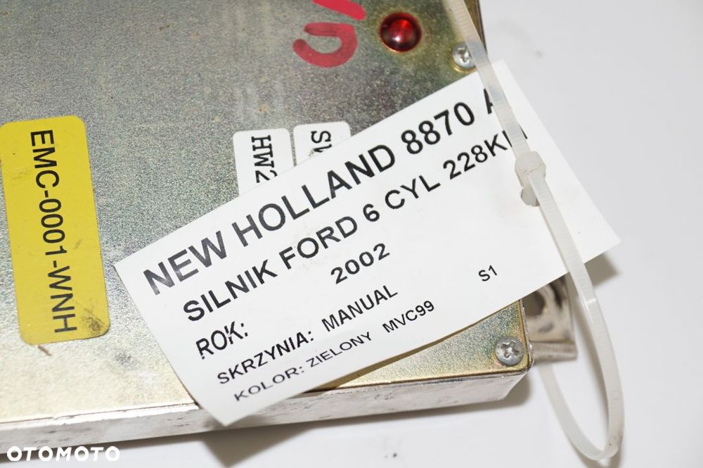 KOMPUTER NEW HOLLAND EMC-0001-WNH 8870 A - 1