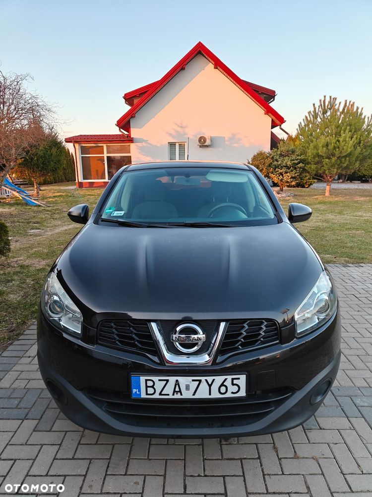 Nissan Qashqai - 1