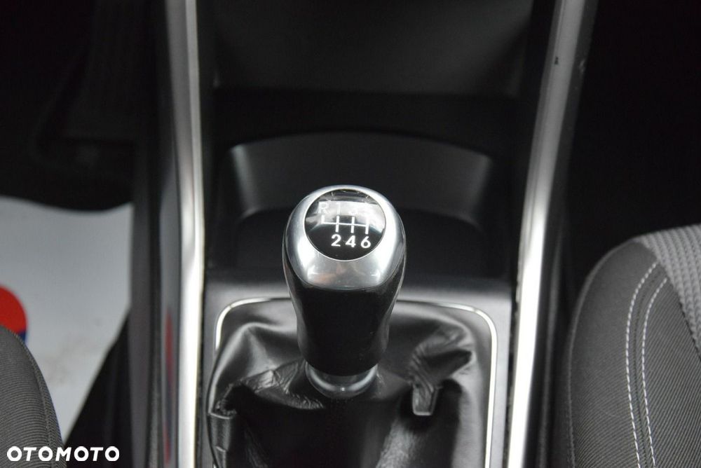 Hyundai i30 1.6 CRDi Classic - 27