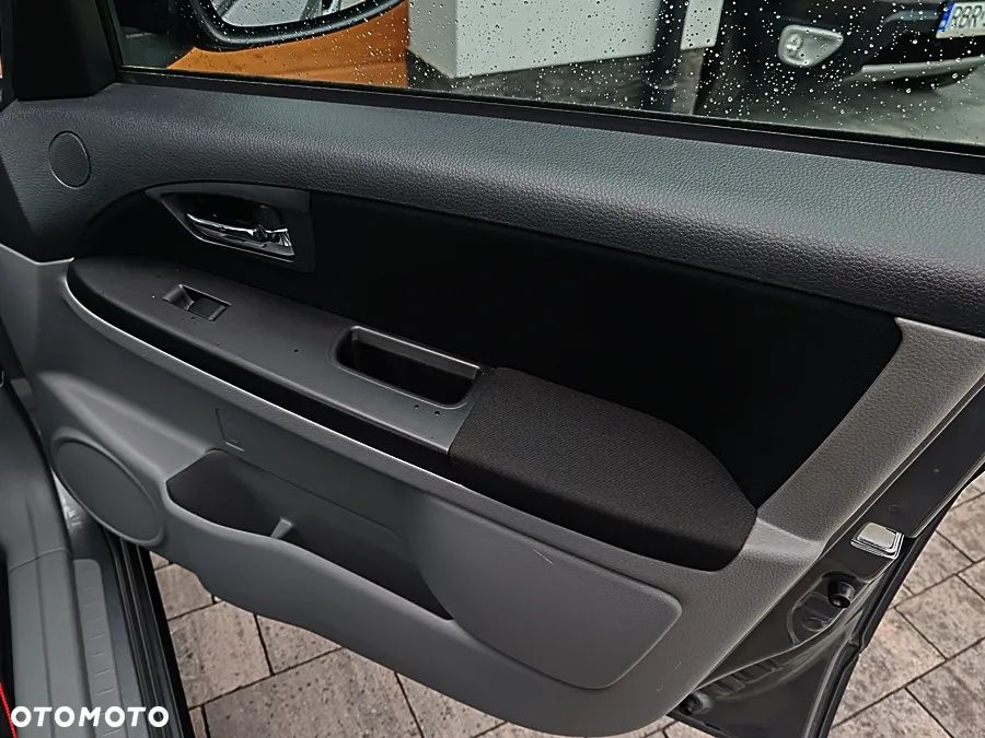 Suzuki SX4 1.6 VVT 4x4 Style - 31