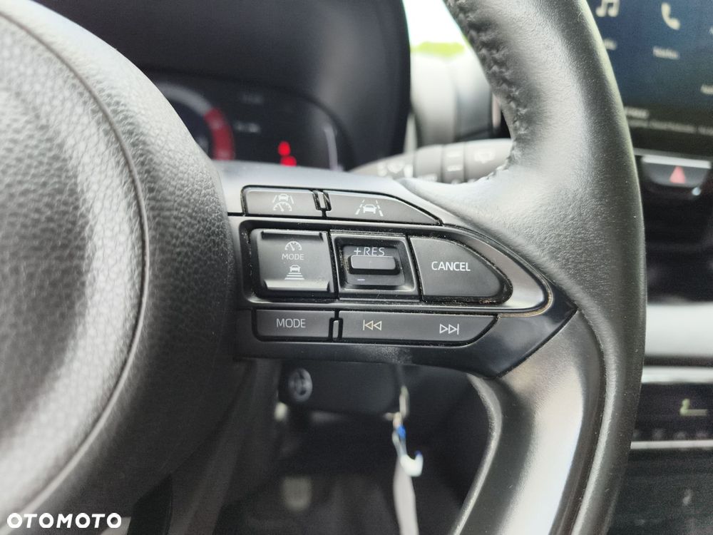 Toyota Yaris Hybrid 1.5 Style - 28