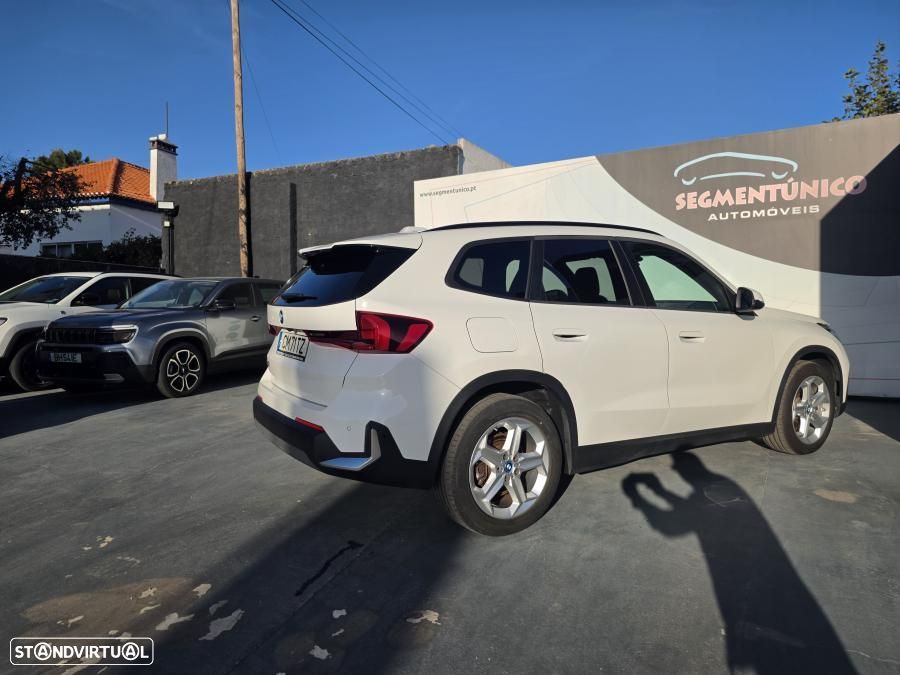 BMW iX1 xDrive30 - 14