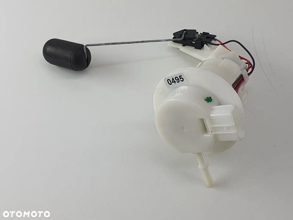 SUZUKI GSX-S 125 POMPA PALIWA PALIWOWA - 1
