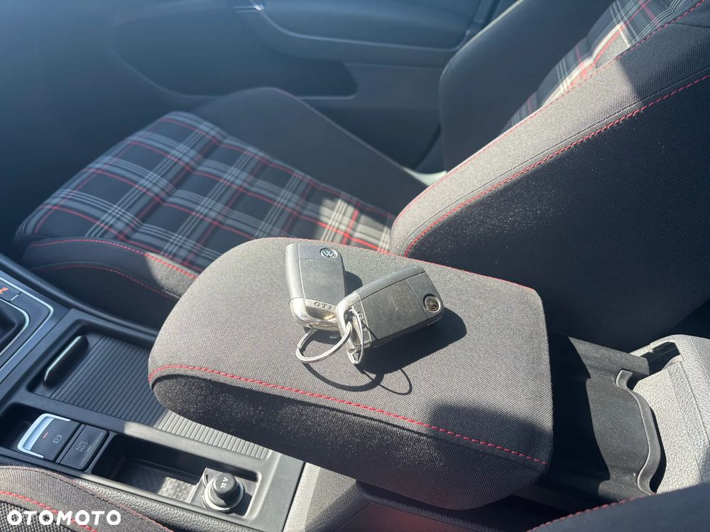 Volkswagen Golf GTI BlueMotion Technology - 25