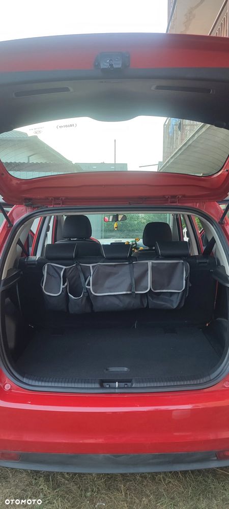 Kia Venga 1.4 S - 12