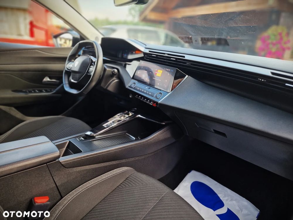 Peugeot 308 1.5 BlueHDi Allure Pack S&S EAT8 - 27