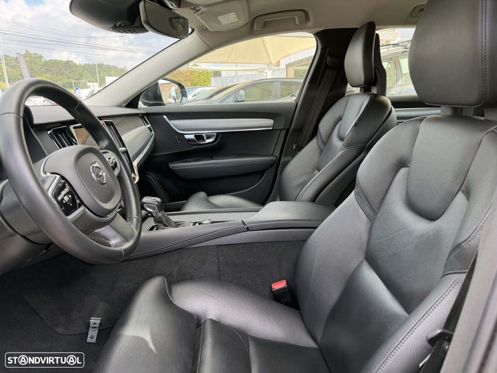 Volvo V90 2.0 D4 Momentum Plus Geartronic - 11