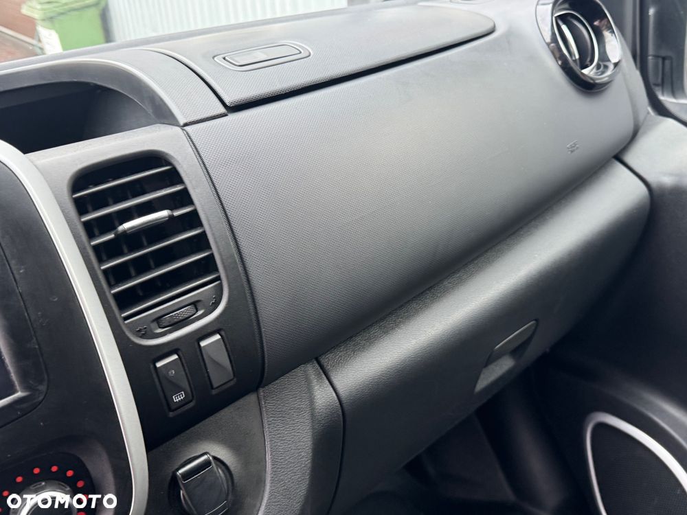 Renault Trafic Grand SpaceClass 2.0 dCi - 14