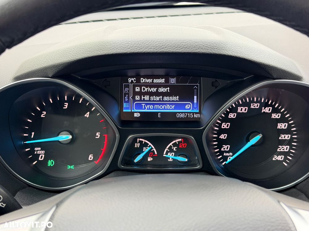 Ford Kuga 2.0 TDCi 2WD Titanium - 36