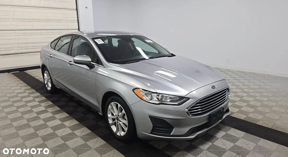 Ford Mondeo - 1