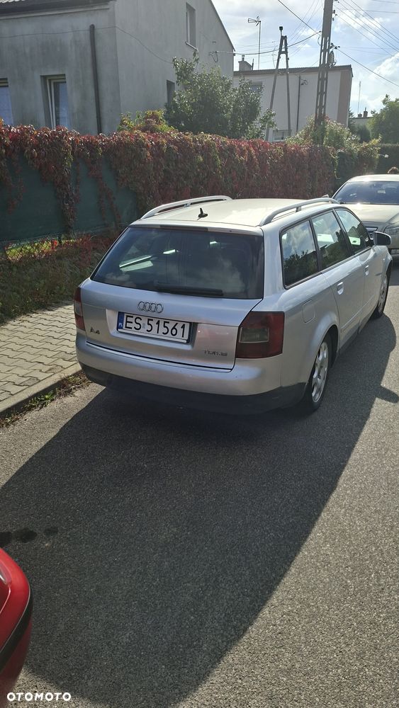 Audi A4 Avant - 4