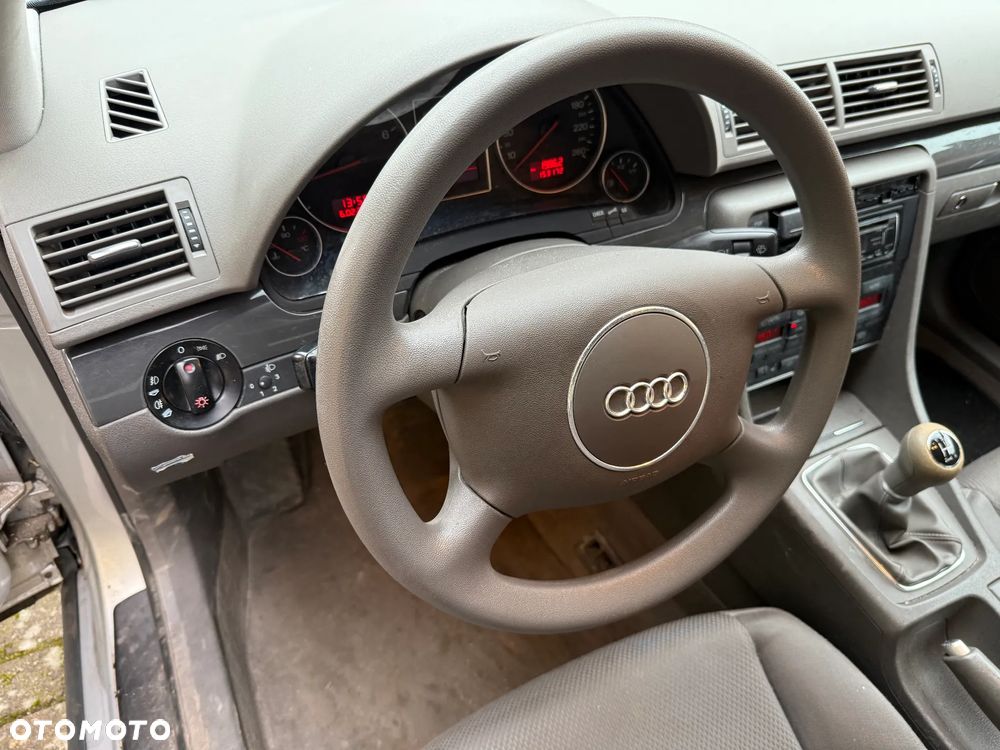 Audi A4 Limousine 2 - 21