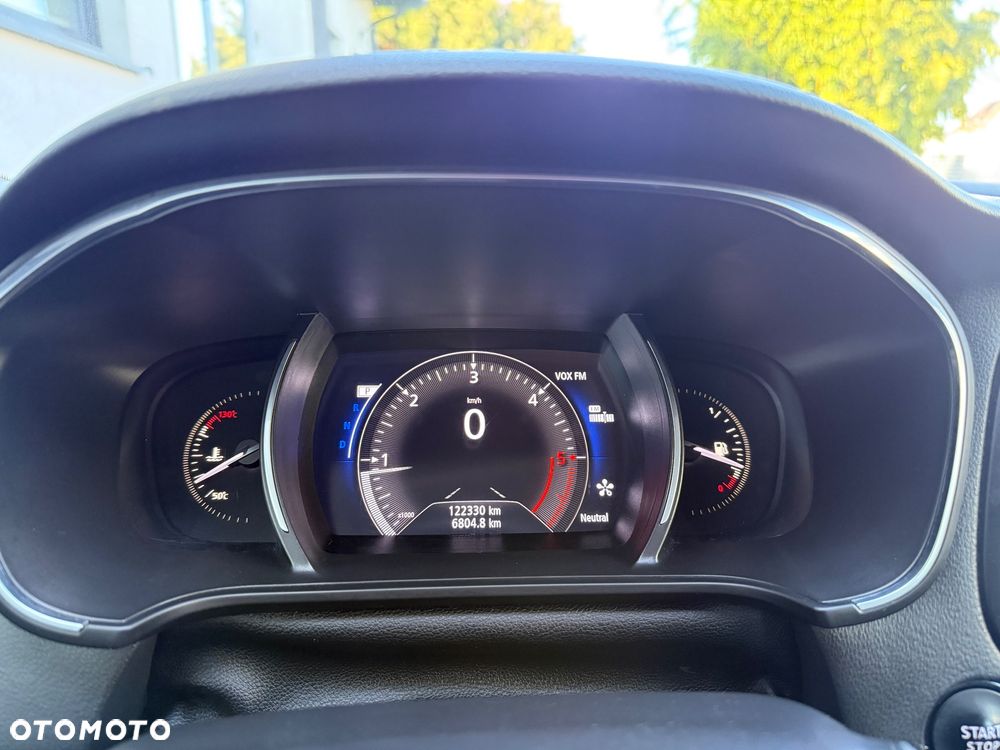 Renault Megane 1.5 dCi Intens EDC - 29