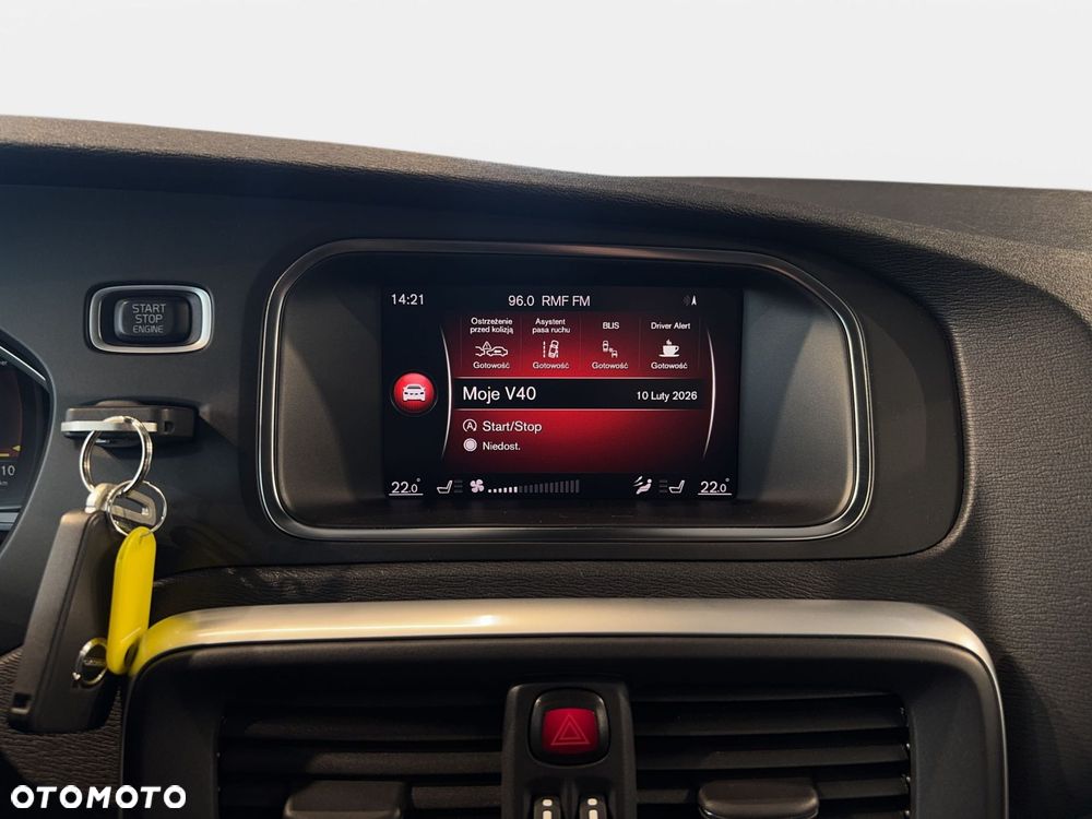 Volvo V40 - 23