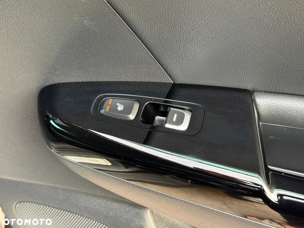 Kia Sportage 1.7 CRDI Business Line L 2WD - 34