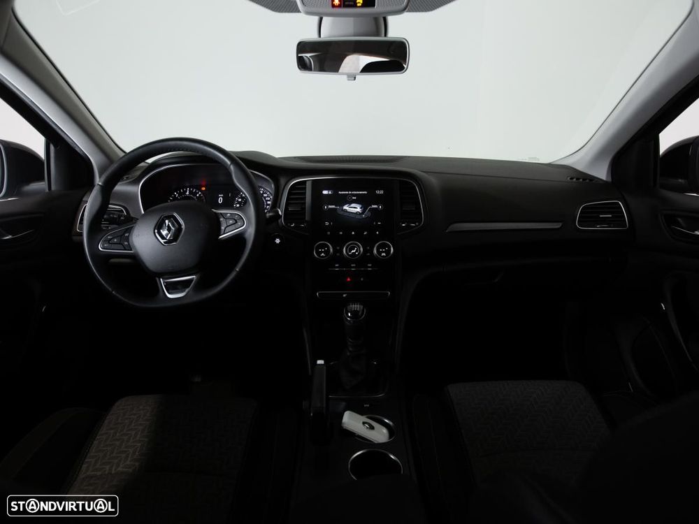 Renault Mégane 1.5 Blue dCi Limited - 6