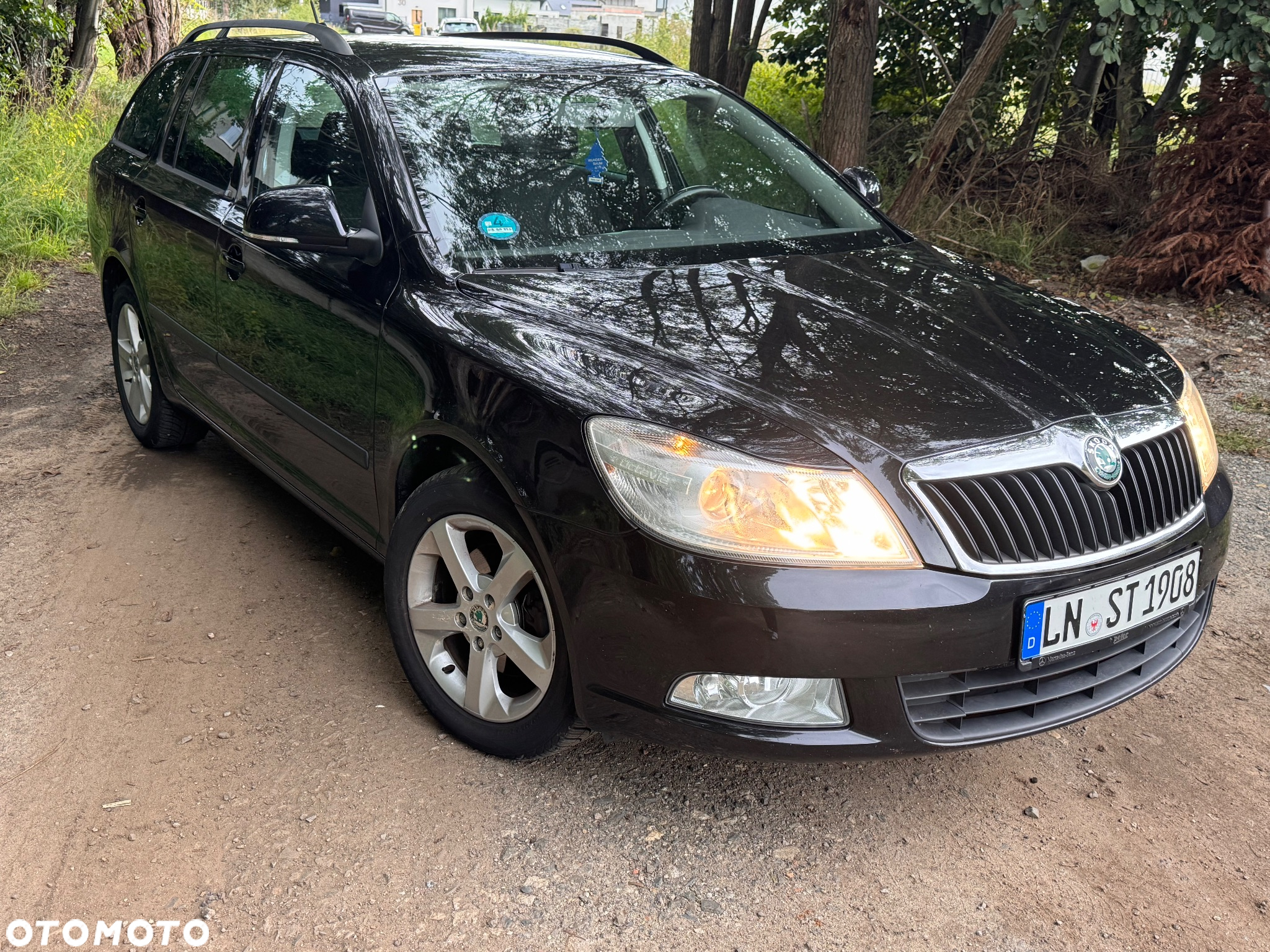 Skoda Octavia 2.0 TDI DPF Ambiente DSG - 2