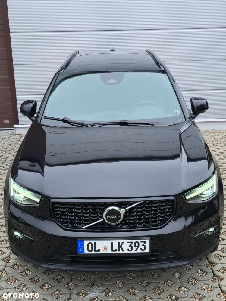 Volvo XC 40 B3 B DKG Plus Black Edition - 10