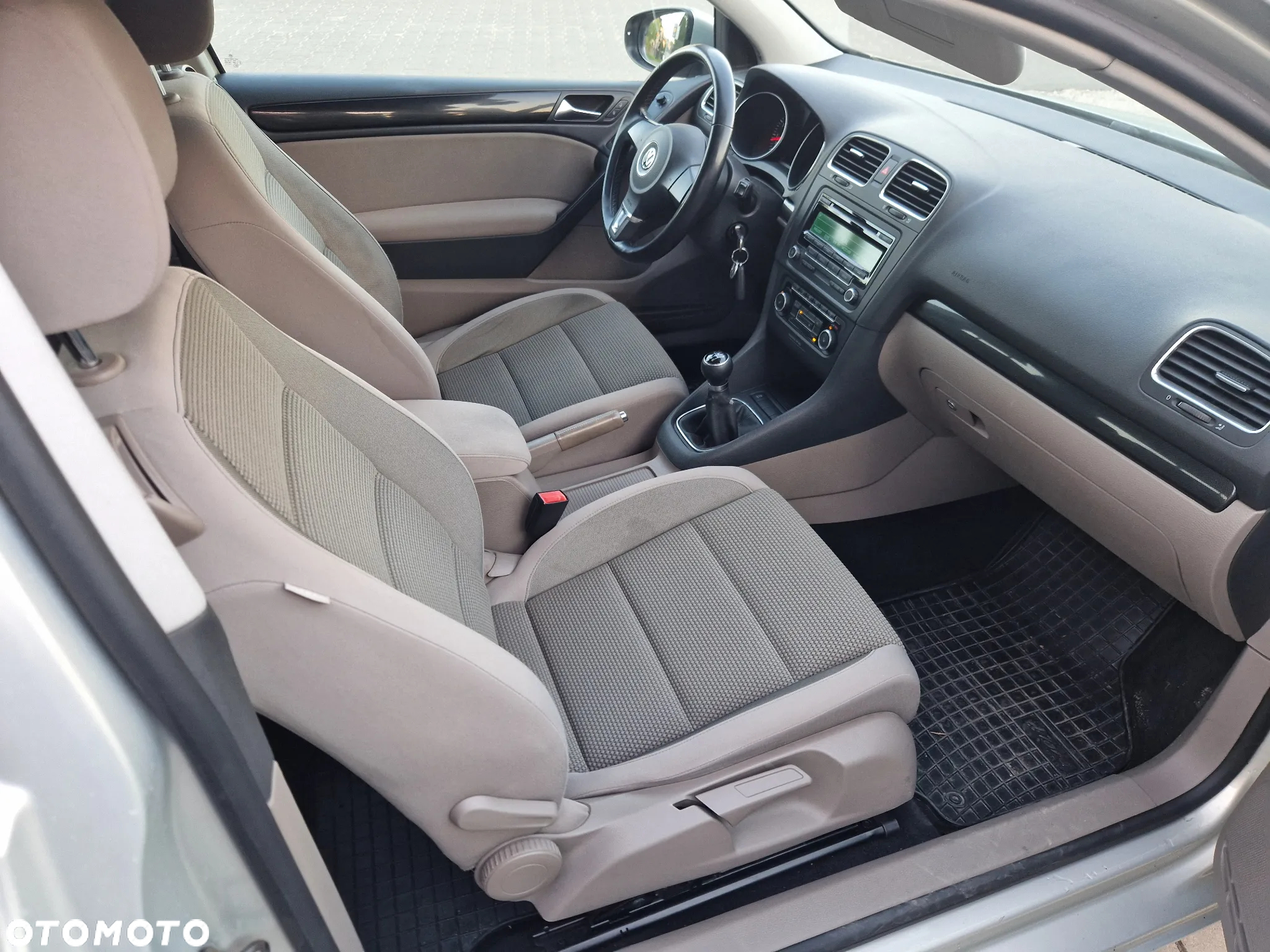 Volkswagen Golf 1.2 TSI - 24