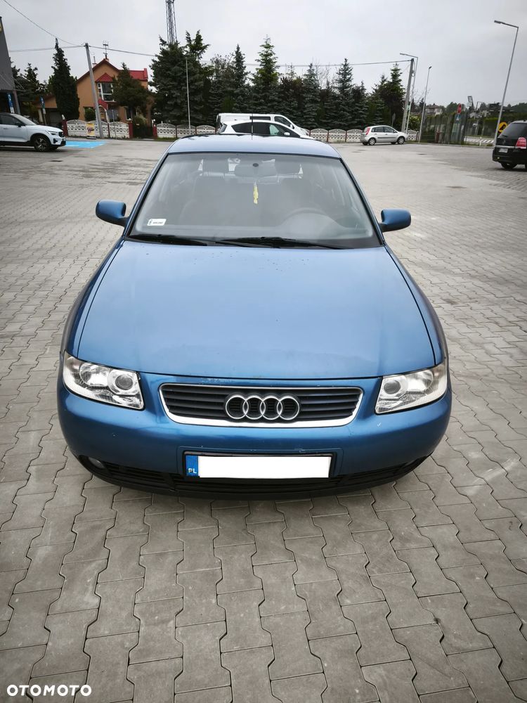Audi A3 Sportback 1.9 TDI Ambiente - 4