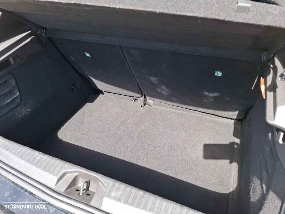 Renault Clio 1.0 TCe Techno - 25