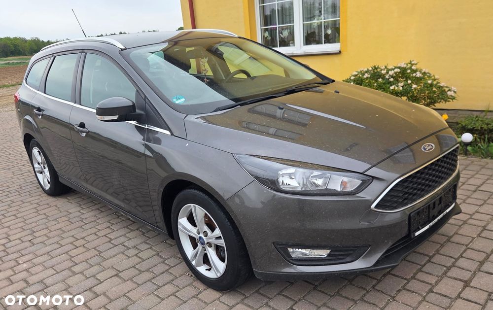 Ford Focus 1.0 EcoBoost Titanium - 3