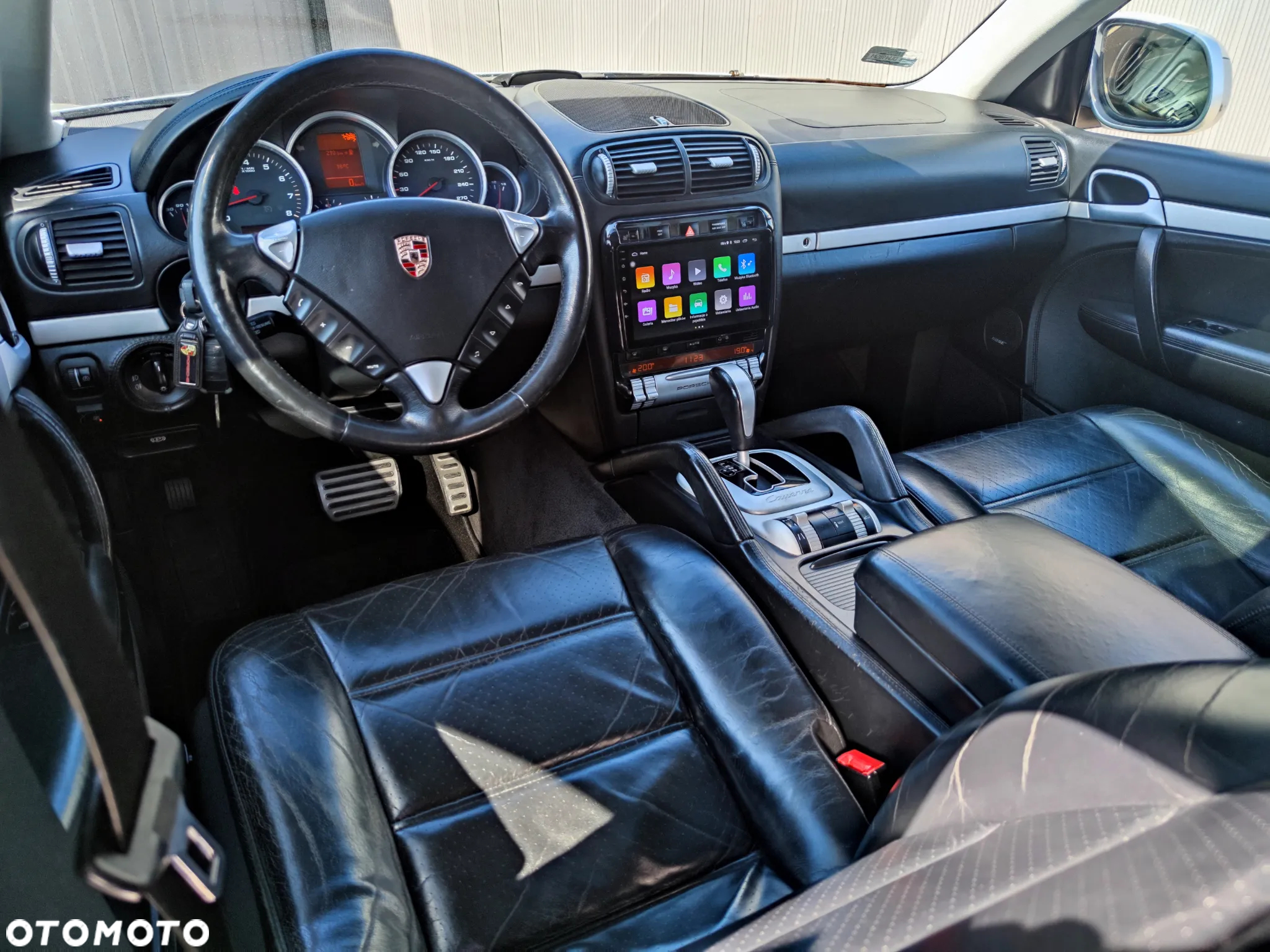 Porsche Cayenne - 15